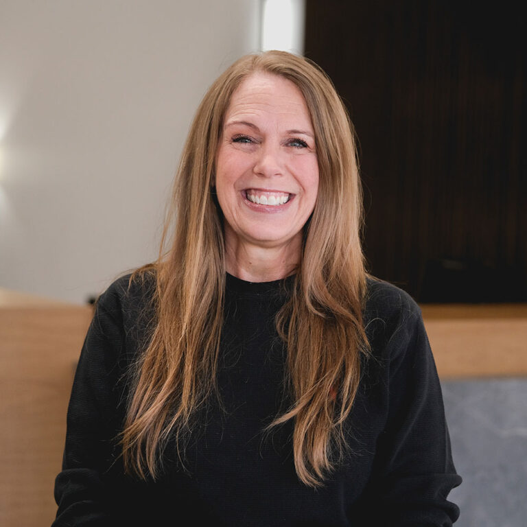 Lauri Thomas